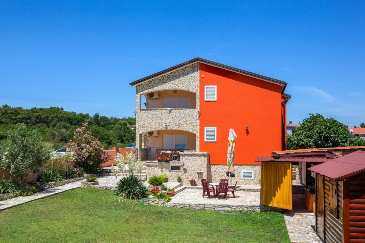 Villa Orange II Medulin Exteriör bild